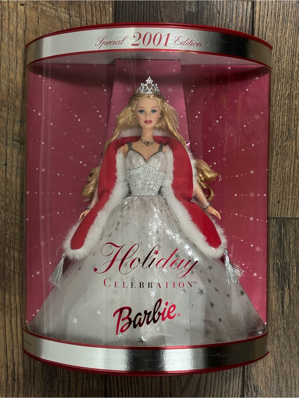 NEW IN BOX Barbie 2001 Special Edition HOLIDAY CELEBRATION Blonde Hair Blue Eyes